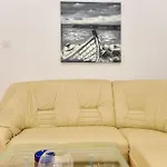 Daire Bernarda Makarska